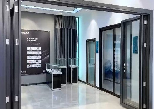BT0104- Crystal glass Door